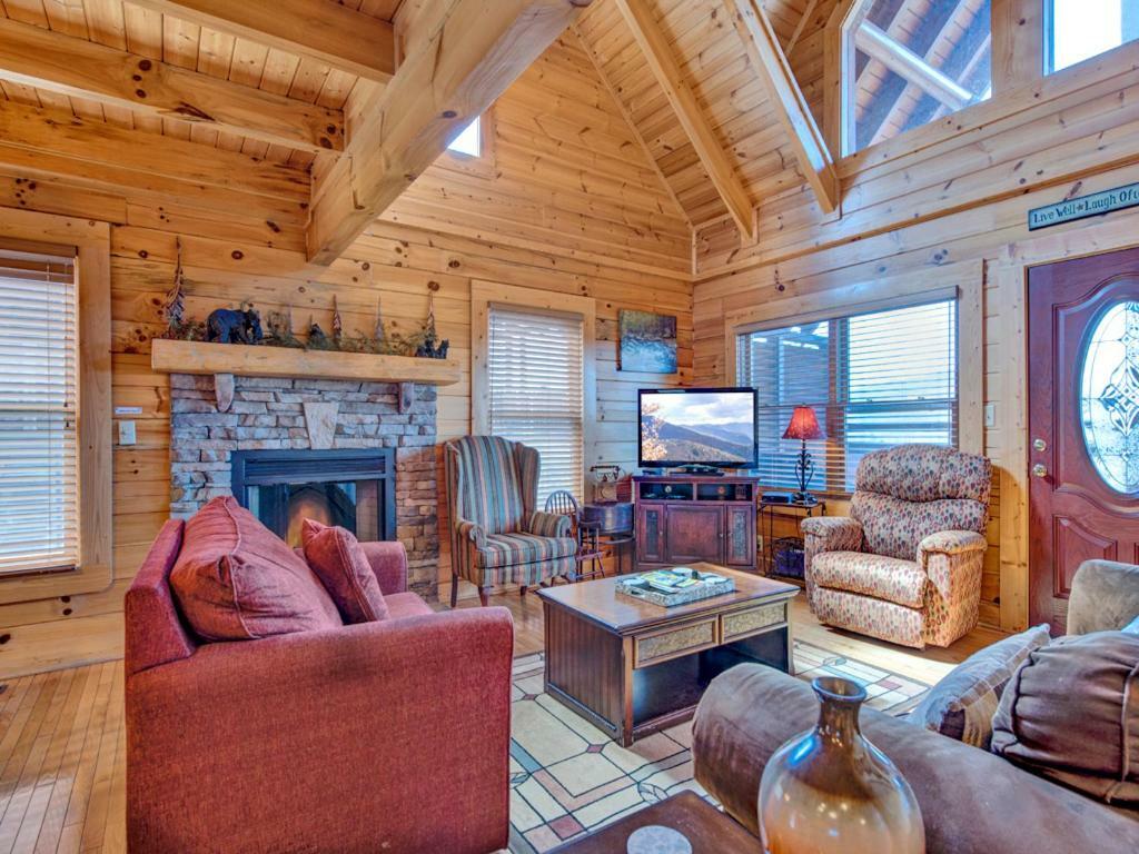 Апартаменты Misty Mountain Hideaway Пиджен-Фордж Экстерьер фото